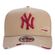 New-Era-9Forty-New-York-Yankees-Destroyed-Bege